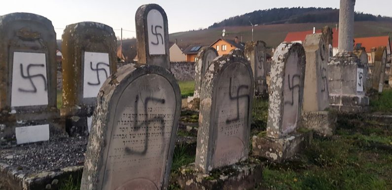 « Colère », « souffrance », « écœurement »… Le choc après la profanation d’un cimetière juif de Westhoffen