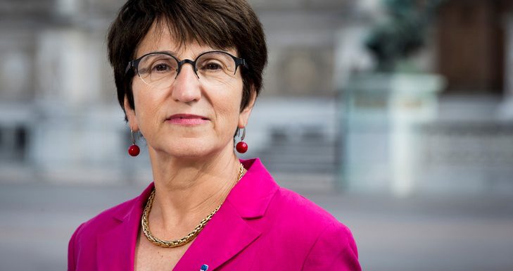 « D’ici Noël, Paris aura 438 places de plus pour les familles à la rue »