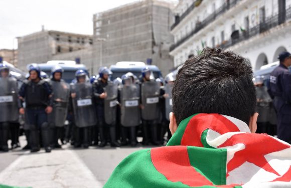 Human Rights Watch dénonce « l’arrestation de centaines d’activistes » du Hirak