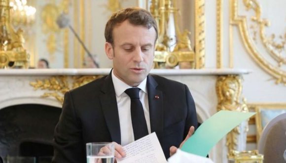 France : des hauts fonctionnaires mieux payés que Macron