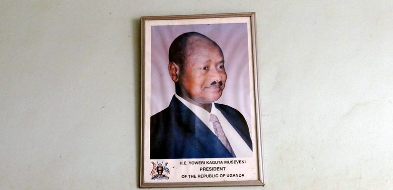 Ouganda : le gouvernement enterre la liberté d’expression