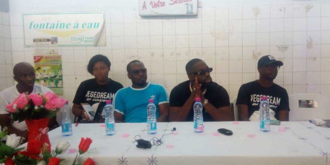Togo : l’artiste franco-ivoirien Vegedream ramène la joie à l’hôpital de Bè