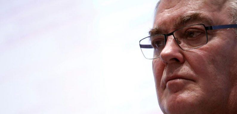 Delevoye déclare finalement 13 mandats, au lieu de 3 initialement