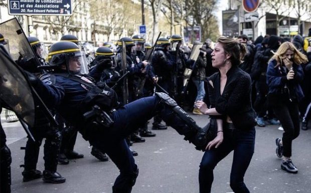 Sous Macron, il n’y a pas de manifestations contre les violences policières