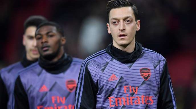 Le footballeur allemand Mesut Ozil défend les Ouïgours, la Chine lui recommande d’aller voir le Xinjiang
