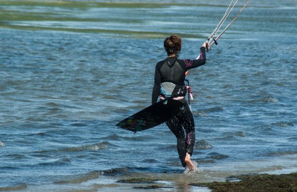 Ils ont créé une combinaison capable de résister davantage aux morsures de requins !