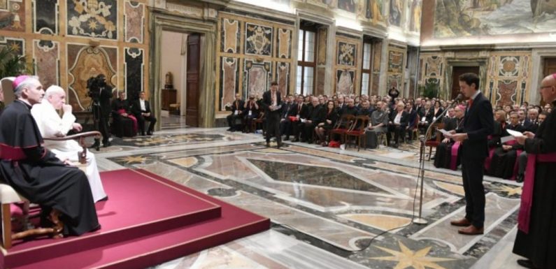 L’équipe de Liberté politique et Stop au porno avec le groupe d’entrepreneurs chrétiens français à Rome