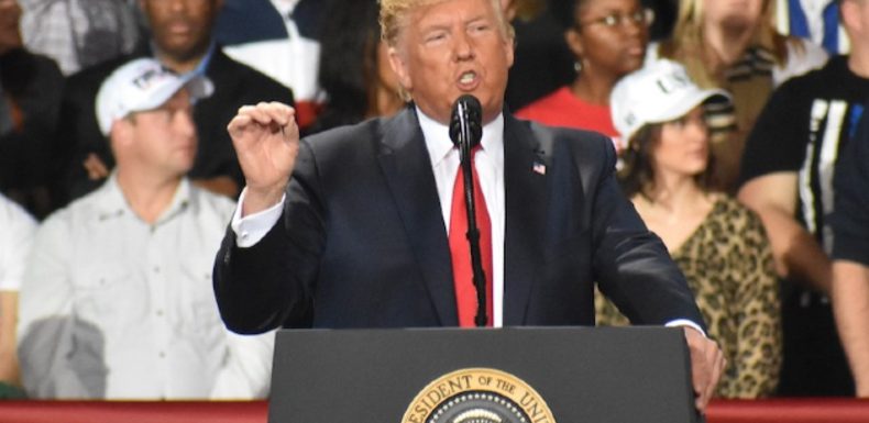 Etats-Unis : sans surprise, la Chambre vote « l’impeachment » de Donald Trump
