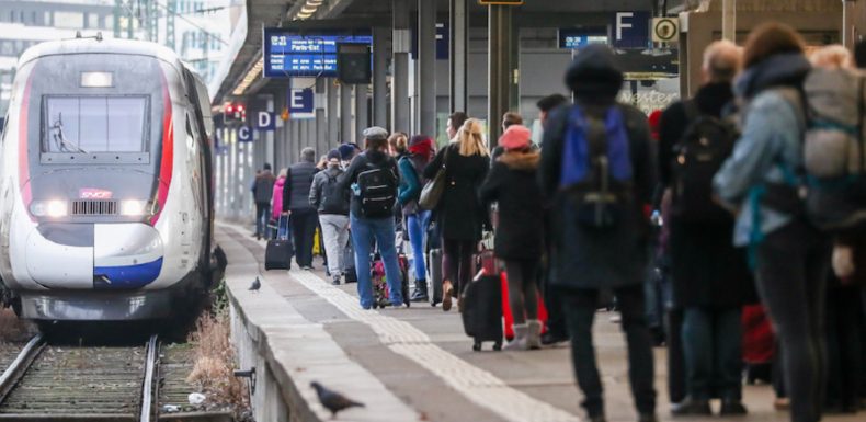 Cheminots : les négociations qui ont fissuré le front syndical sur les retraites