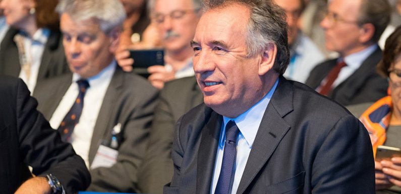 François Bayrou mis en examen pour complicité de détournement de fonds publics