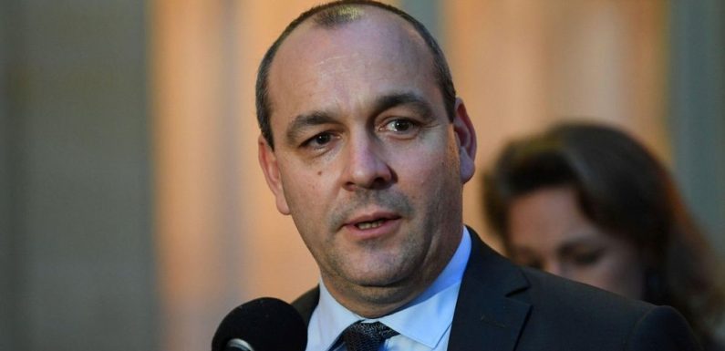 Retraites : la CFDT suggère une hausse des cotisations pour éviter l’âge d’équilibre, refus du gouvernement