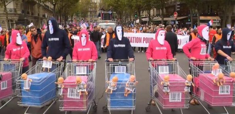 En marche vers le marché des bébés