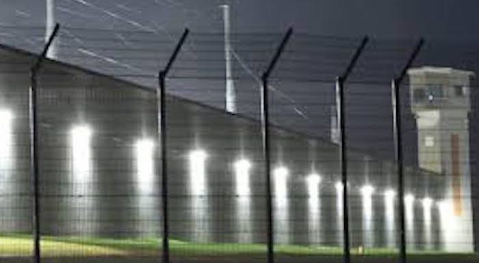 UK: Muslims in prisons hold Sharia trials and recruit young Muslims for jihad