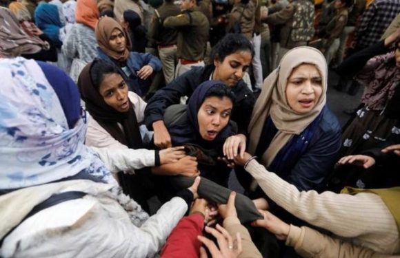 Students Across the Country Protest Police Violence in Jamia Millia