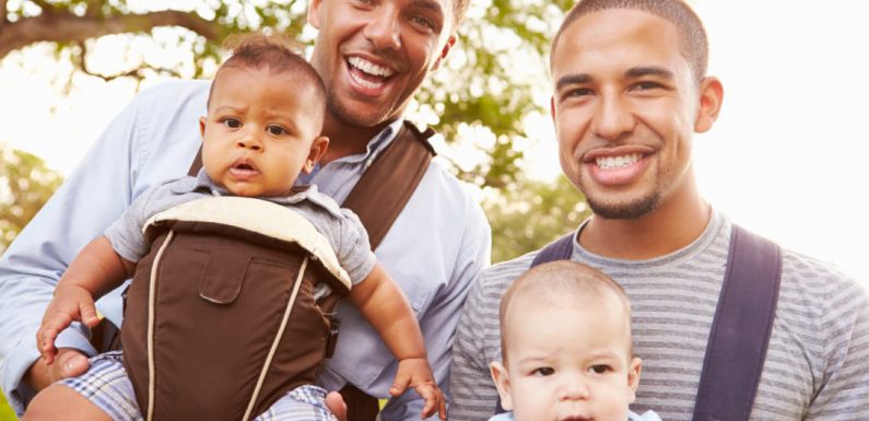 Angleterre : record d’adoptions par des couples de même sexe