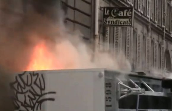 Direct : Manifestation contre la réforme des retraites à Paris (màj : incidents en cours)