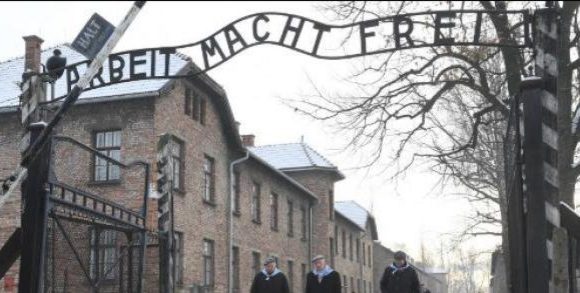Ces 40’000 habitants qui vivent à côté d’Auschwitz