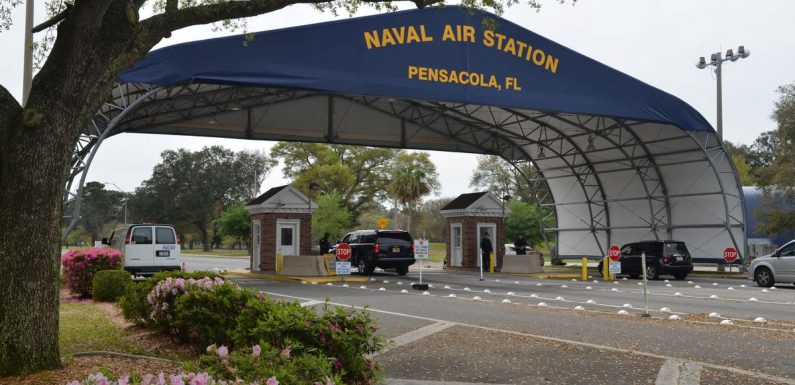 Four killed including shooter at U.S. Navy base in Pensacola, Florida
