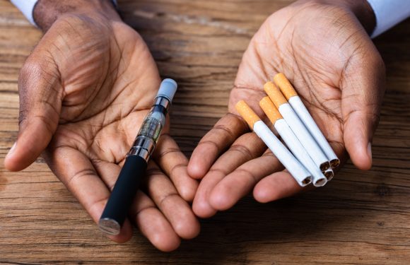 Mystery Vaping-Related Illness Shouldn’t Put People off Using E-Cigarettes to Quit Smoking, Scientists Say