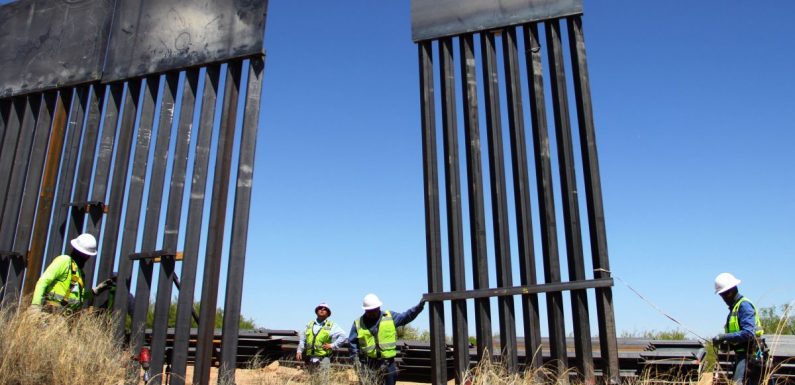 300.000 litres d’eau par jour de construction du mur de Trump
