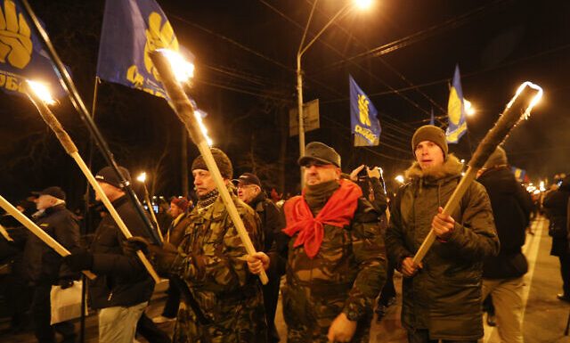 Tout en s’opposant à propos de l’histoire de l’Holocauste, Israël et la Pologne émettent une critique commune de l’Ukraine – Par Sam Sokol