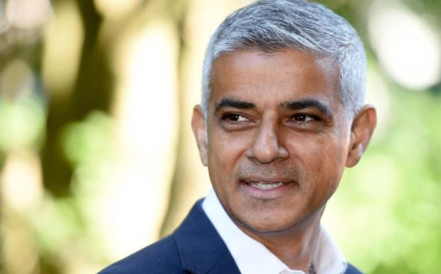 Royaume-Uni : le maire de Londres accusé de racisme à cause du soutien à une initiative réservée aux femmes noires