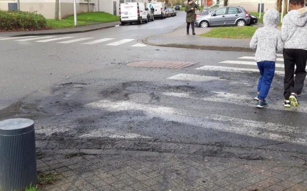 Compiègne (60) : une patrouille de police prise dans un guet-apens et attaquée au mortier par 20 à 30 jeunes, 2 policiers blessés