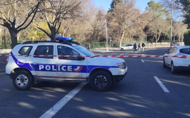 Montpellier (34) : un joggeur de 60 ans roué de coups et poignardé « gratuitement » par 2 jeunes agresseurs, la victime est dans le coma