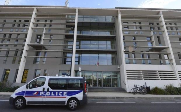 Nantes. Trois gardes à vue en trois jours pour un migrant dangereux. « Il a 13 ans, il ne peut pas partir en détention »,