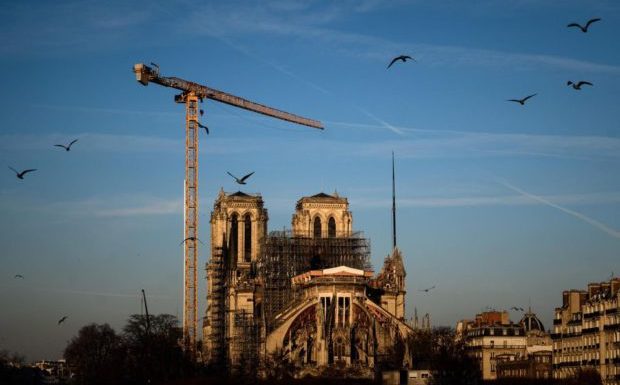 « Pour cette mission le président Macron voulait un catholique » : le général Georgelin détaille son plan de bataille pour Notre-Dame et fait tiquer deux députés