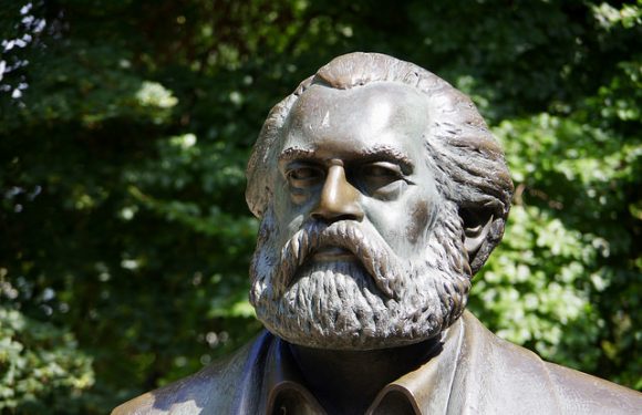 Être socialiste rendrait intolérant et peu généreux ?