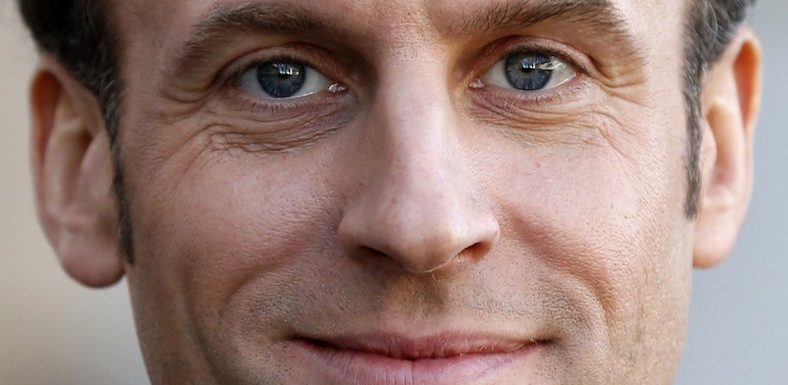 Asseoir la pensée unique, imposer la tyrannie de la moyenne… les 5 outils du centrisme autoritaire