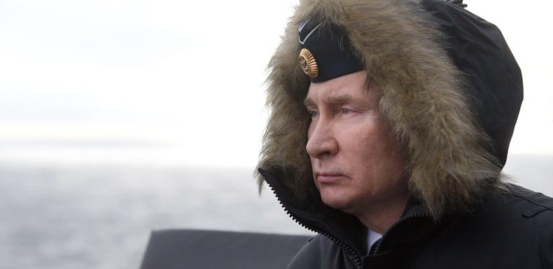 Vladimir Poutine observe des tirs de missiles hypersoniques en Crimée (VIDEO)
