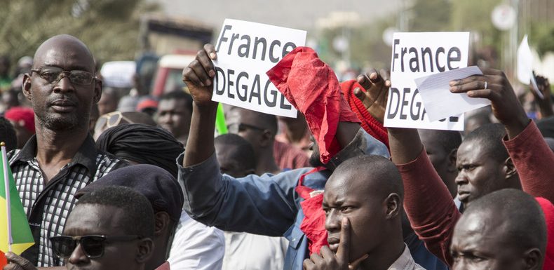 «France dégage» : rassemblement au Mali contre la présence française (VIDEO)