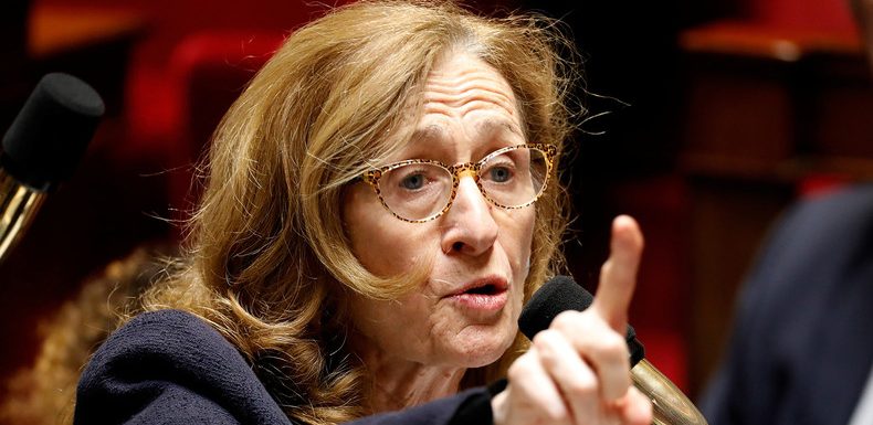 Nicole Belloubet évoque l’hypothèse d’un rapatriement de Syrie des djihadistes français