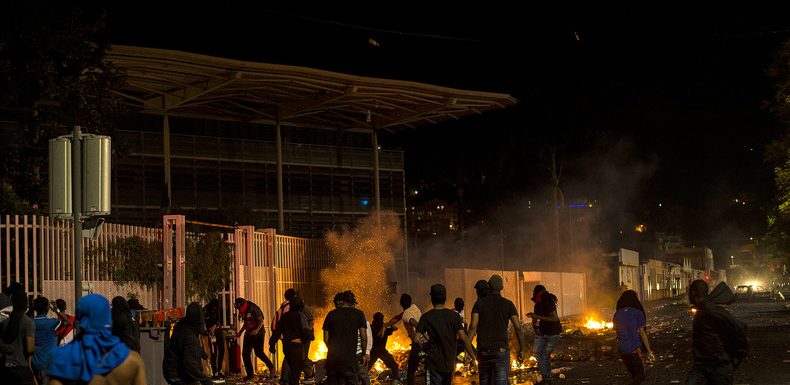 Martinique : affrontements entre manifestants anti-chlordécone et forces de l’ordre à Fort-de-France