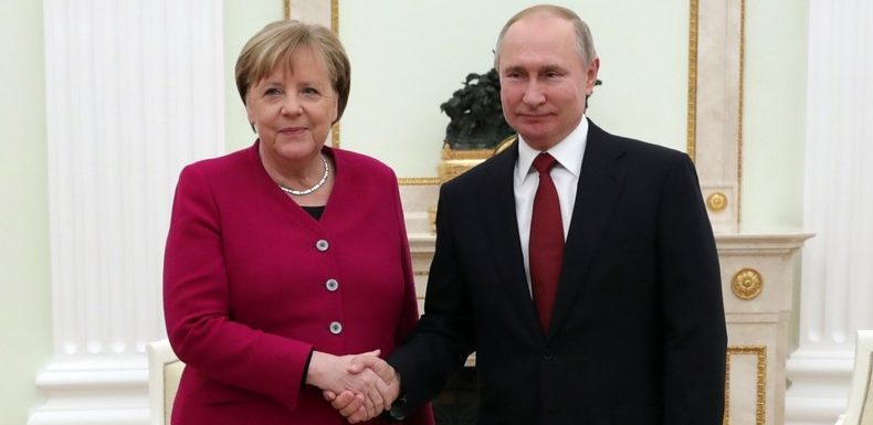 Angela Merkel réaffirme sa confiance dans l’aboutissement de Nord Stream 2 malgré les sanctions