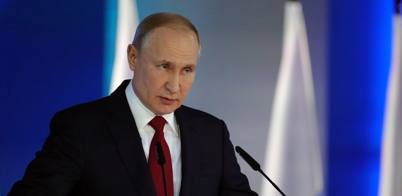 Poutine appelle à «développer de nouvelles approches pour assurer la stabilité de la planète»