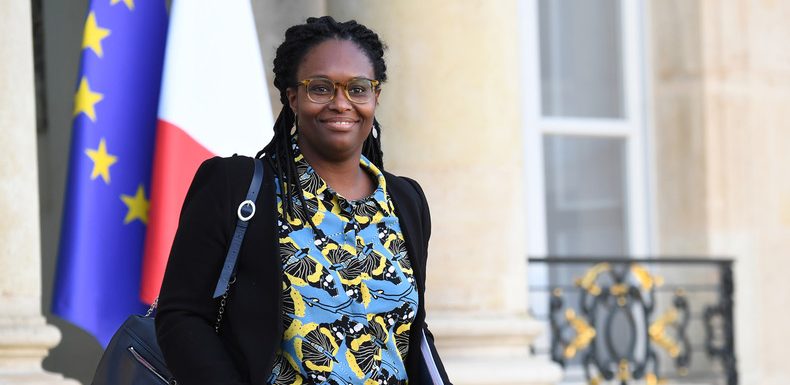 Violences policières ? Sibeth Ndiaye «refuse qu’on jette l’opprobre» sur la police
