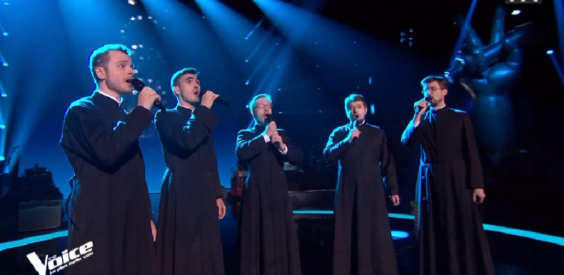 Performance remarquée de séminaristes orthodoxes russes dans l’émission «The Voice»