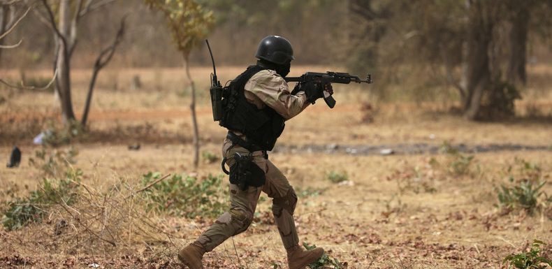 La France appelle les Etats-Unis à ne pas réduire leur engagement militaire au Sahel
