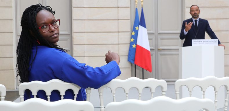 Coffre-fort de Benalla, démission de Ferrand… Sibeth Ndiaye débordée par son hashtag «ASKPPG» ?