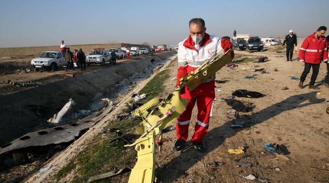 Crash en Iran : Les experts ukrainiens ont obtenu l’accès aux boîtes noires, annonce Kiev