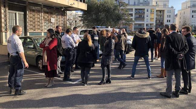 Policier tué près de Lyon : « Nous pouvons être des proies faciles », pointe un ancien collègue de la victime