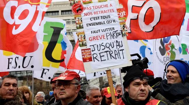 Retraites : Des centaines de fonctionnaires devant Bercy pour le «retrait» de la réforme