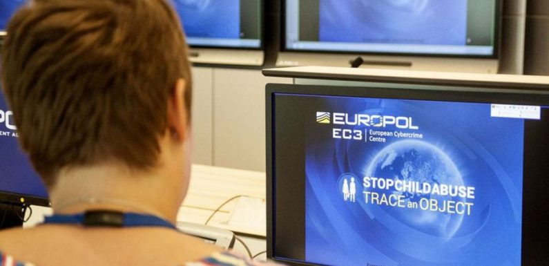 Viol à distance : toute sollicitation sera punie par la loi