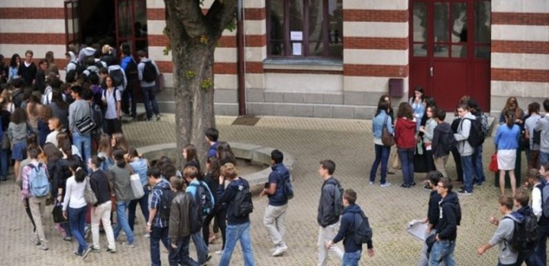 Une lycéenne gifle son proviseur en Seine-et-Marne