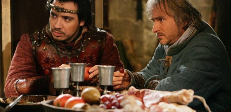VIDEO. Arrêtez tout ! Alexandre Astier dévoile le premier teaser du film « Kaamelott »