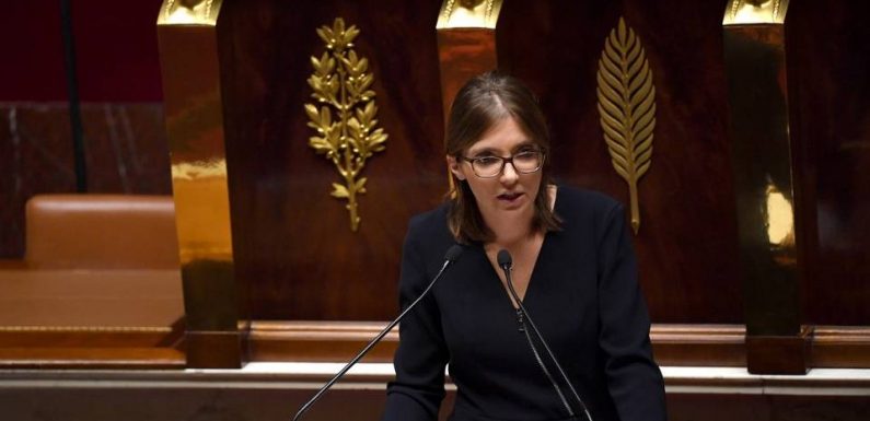 Oui, Aurore Bergé a bien quitté l’Assemblée nationale en pleine séance (mais c’était en 2018)