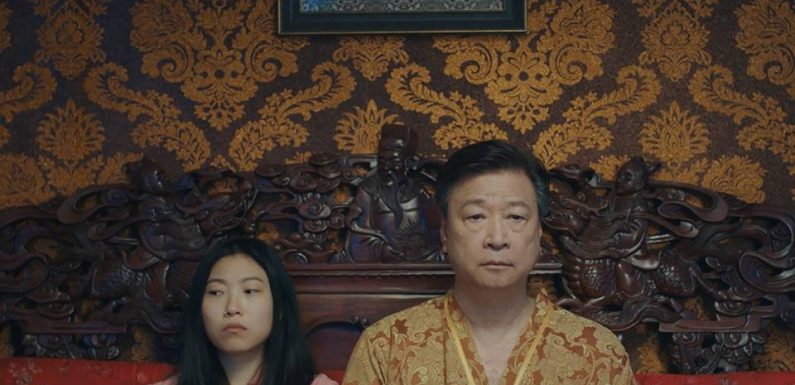 « L’Adieu » : Qui est Awkwafina et pourquoi a-t-elle reçu un Golden Globe?